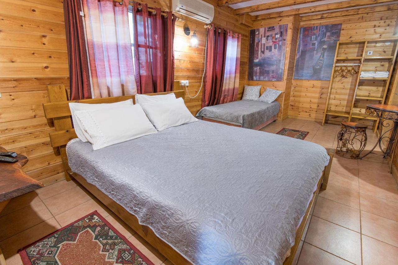 Nof Kinneret Lodge